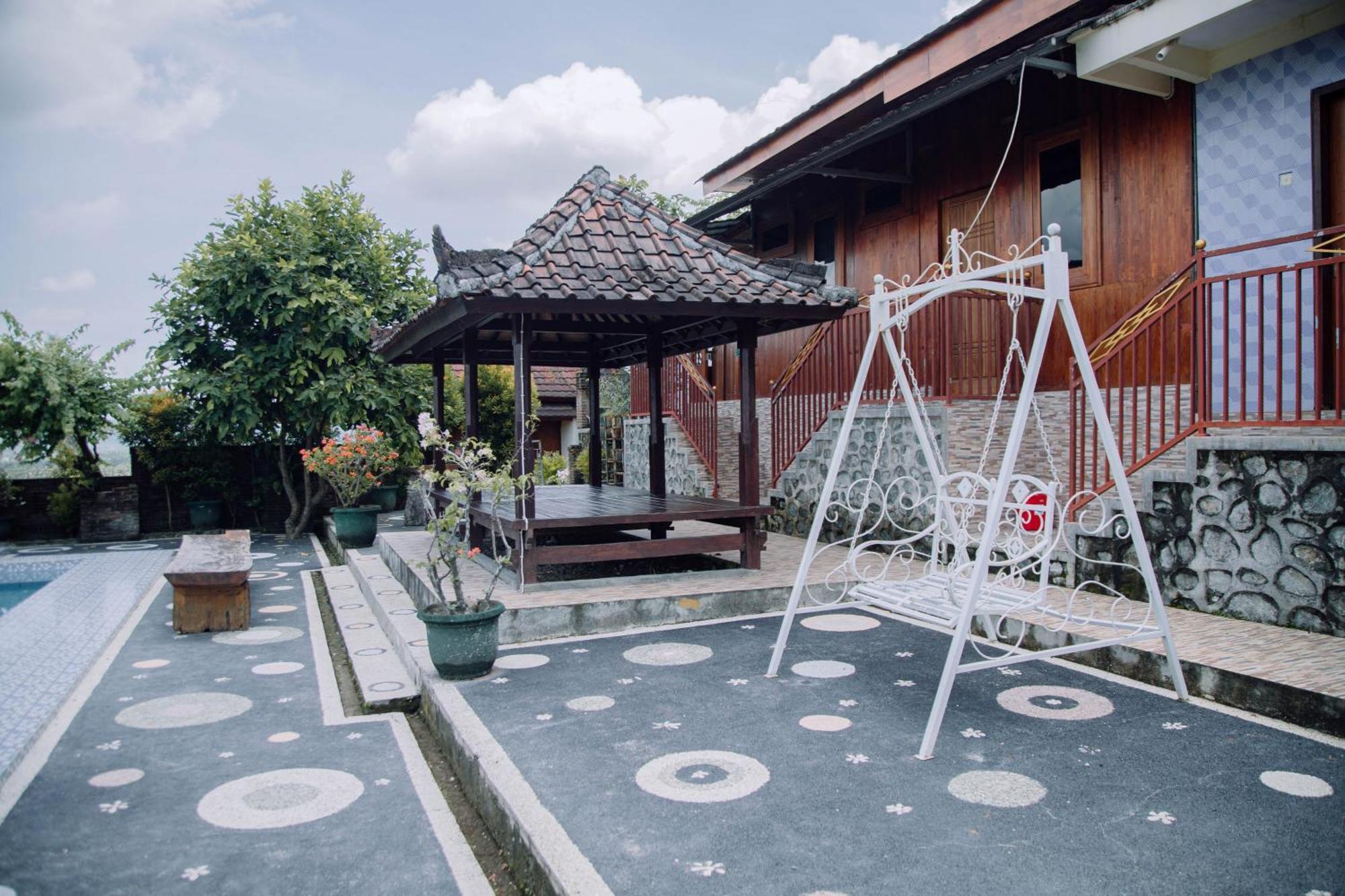 Reddoorz At Villa Bukit Senyum Lombok Kuripan  Exterior foto